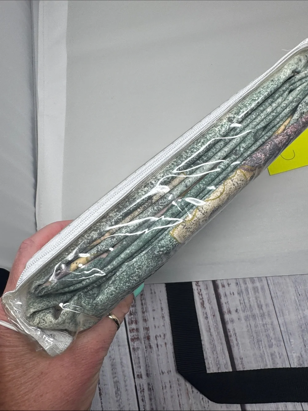 CROSCILL POLE TOP LINED DRAPERY PAIR PANELS WITH TIEBACKS 82